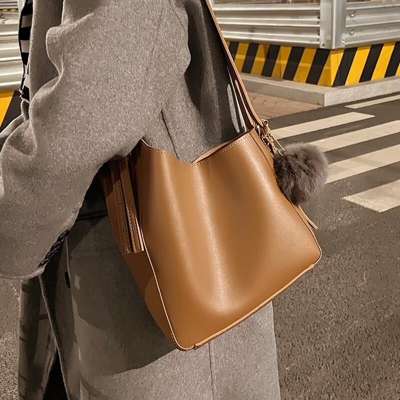 オータムウィンター 秋物 冬物 メッセンジャーバッグ 手作りハンドバック38174874038