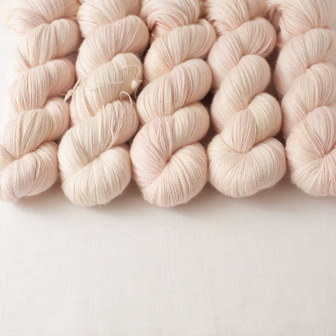 コスメラルダ彡☆ (ノ´∀｀*)_□ページ 数時間純銅手編み Handdyed Yarn | kusumike
