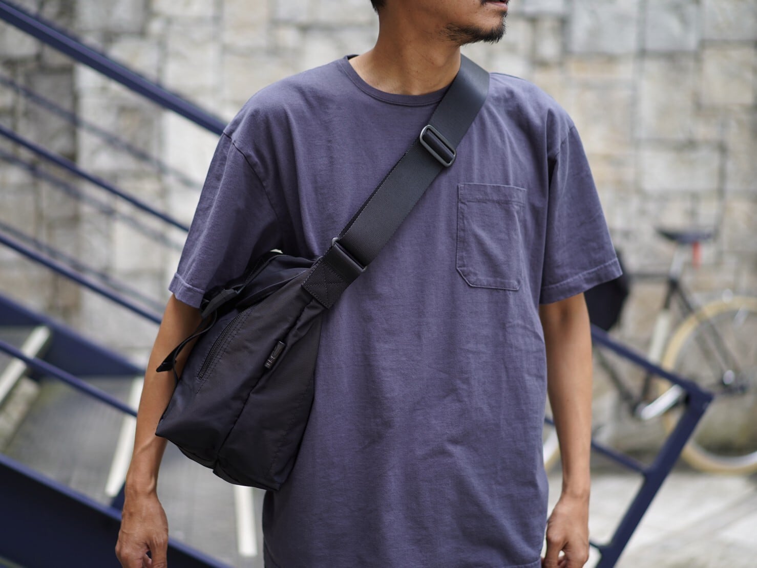 AMIACALVA(アミアカルヴァ) / RESTOCK Gabardine messenger bag Medium