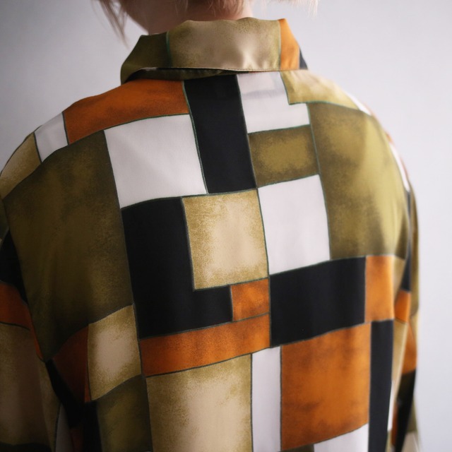 block multi color art pattern see-through shirt