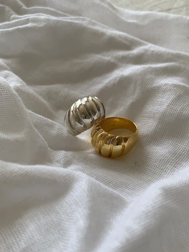 【受注販売】spiral shell ring  gold