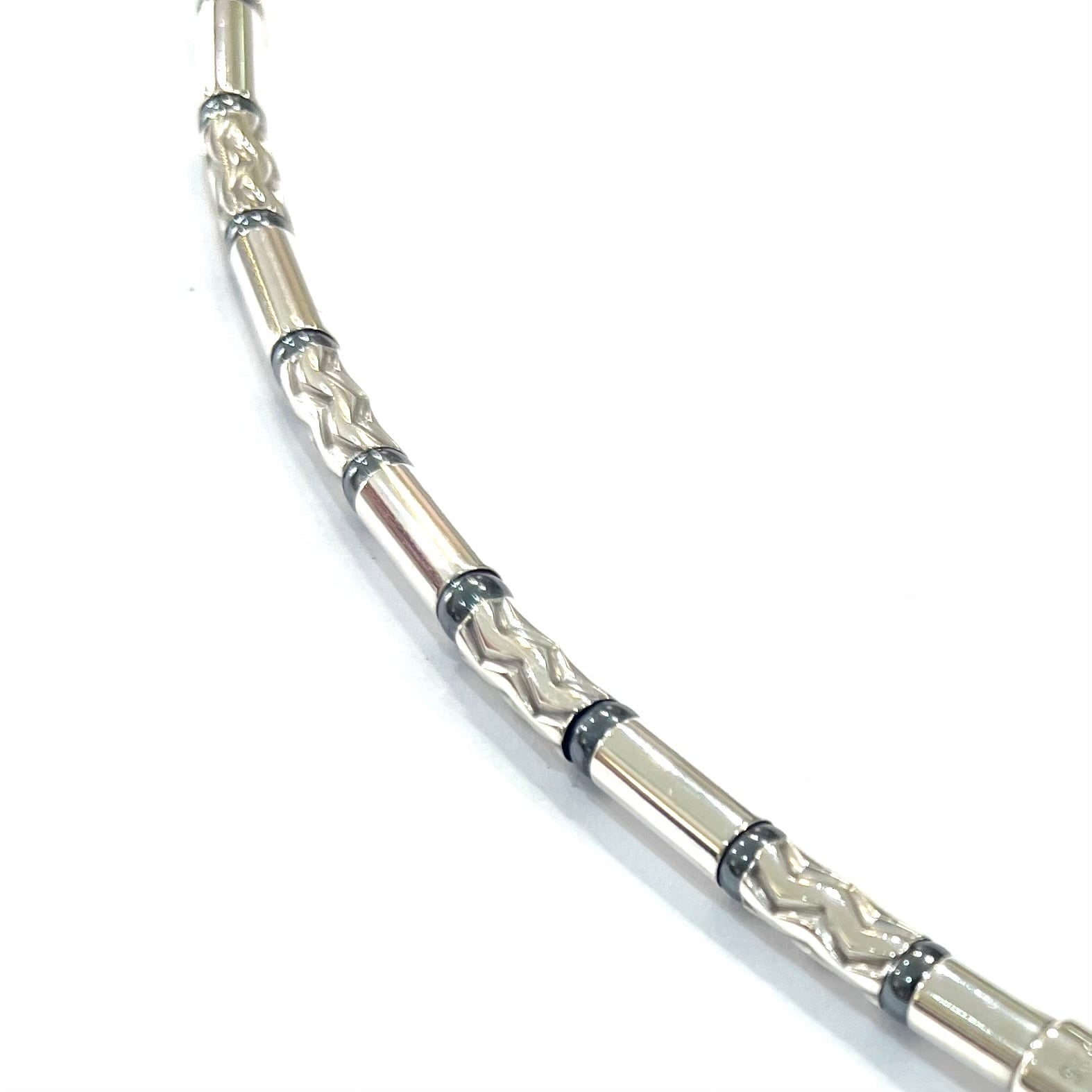 希少【TIFFANY&CO.】2755 ドイツ製 幾何学ヘマタイトジグザグ