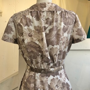 50's flower print tight dress with belt