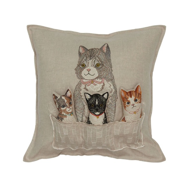 【3営業日以内に発送】CORAL&TUSK [Basket of Kittens Pocket Pillow] ポケット・縫いぐるみ付きクッションカバー40x40cm (コーラル・アンド・タスク)
