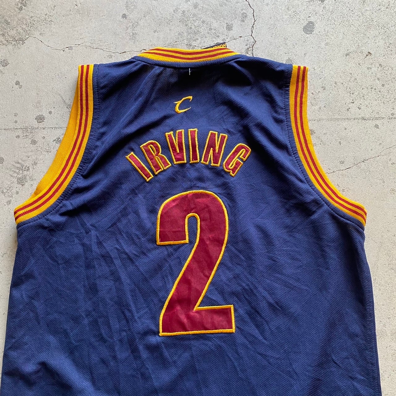 公式通販にて購入新品 NBA ユニフォーム キャバリアーズ ♯2カイリー