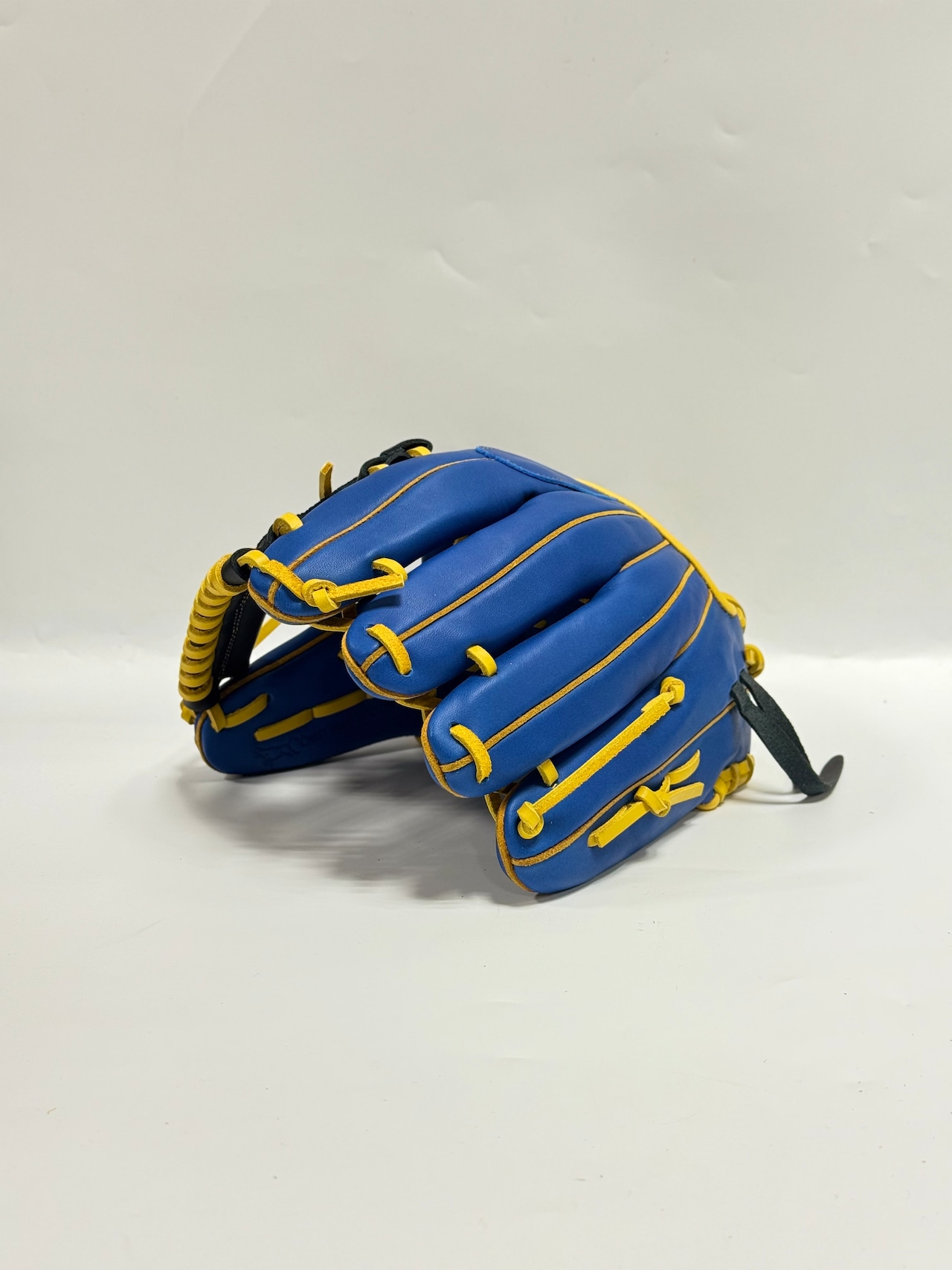 MIZUNO Global Eliteーミズノグローバルエリート 軟式ジュニア用グローブ ミチイオリジナルグラブ 右投げ用 菊池涼介選手モデル Mサイズ 5mm大 ロイヤルブルー/ブラック×ナチュラル・画像5