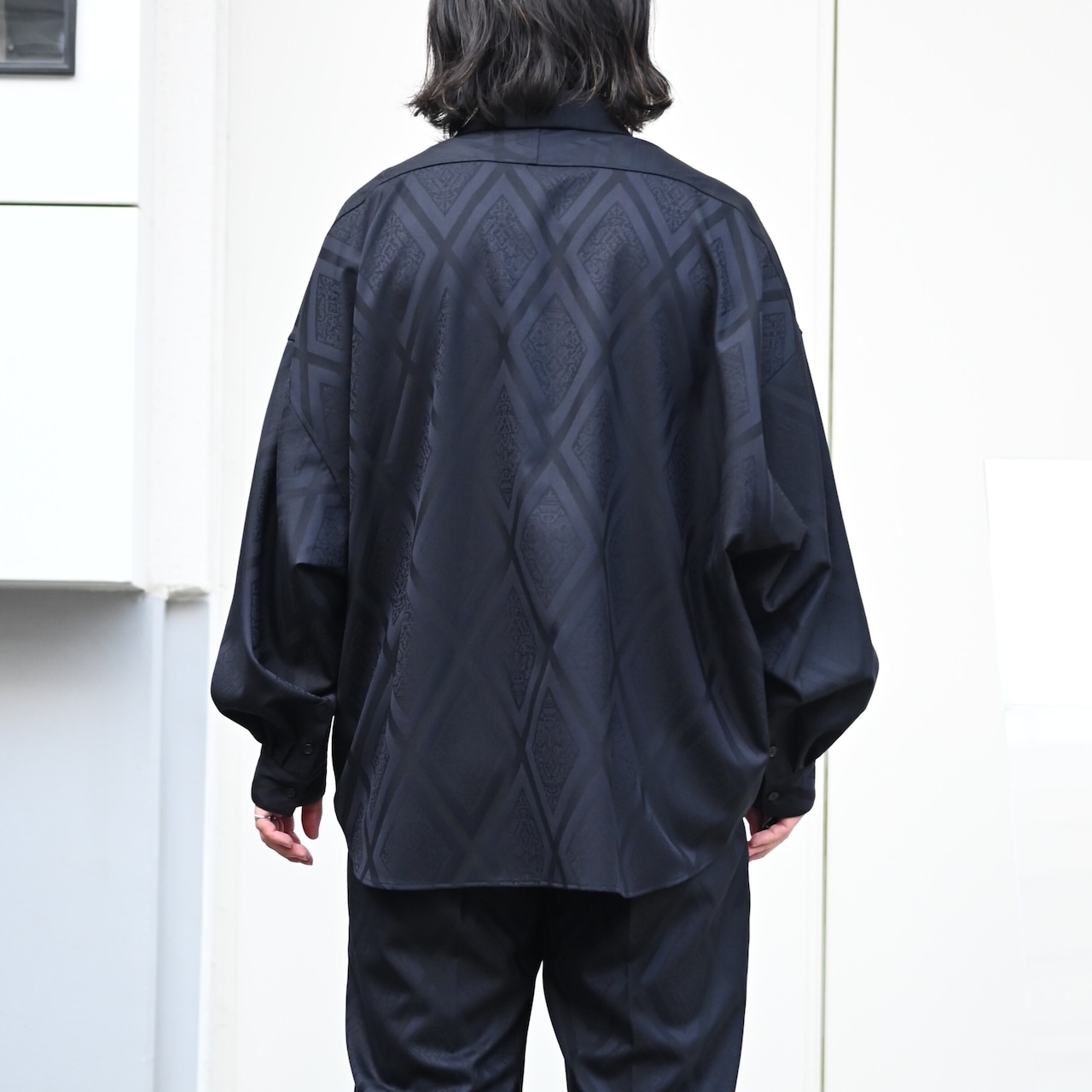 Nonnotte / Calm Oversized Open Collar Shirt