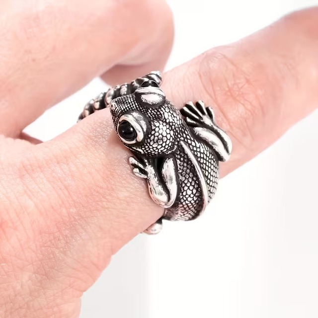 リング トカゲ リザード  ヴィンテージ調 フリーサイズ おしゃれ メンズ レディース 兼用 重厚感 アンティーク調 個性派 シルバー アクセ 指輪