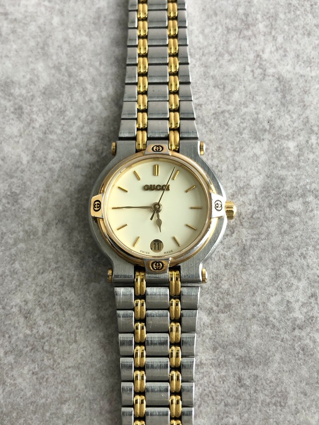 GUCCI グッチ 腕時計 シルバー ゴールド ステンレススチール クウォーツ 9000L vintage ヴィンテージ オールド  5tjs4e
