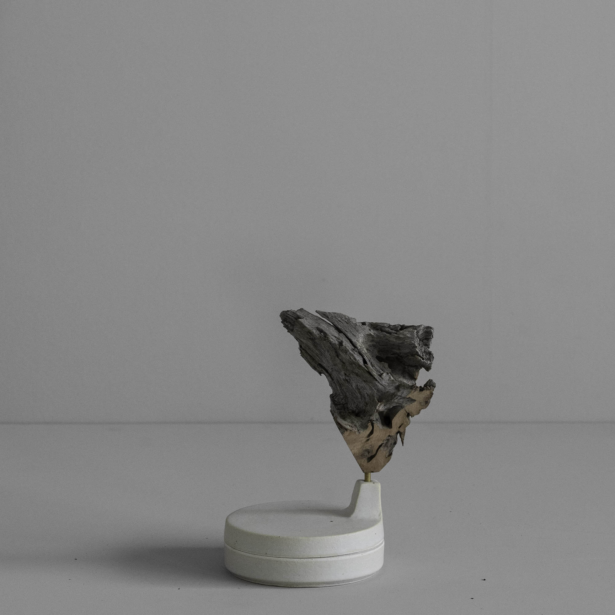 stone 一輪挿し 05 - 辻 有希 | ROUND ROBIN FOLK CRAFT