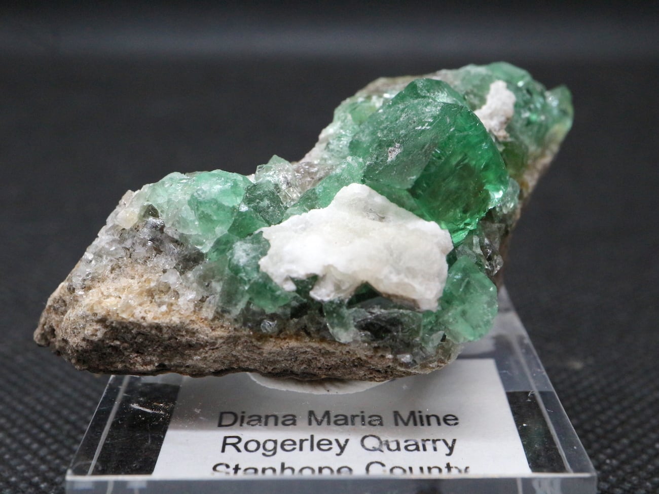 ロジャリー鉱山！ グリーン フローライト 蛍石 原石 イギリス産 49g FL027 | 鉱物 天然石 American Minerals +  Gemmy You powered by BASE