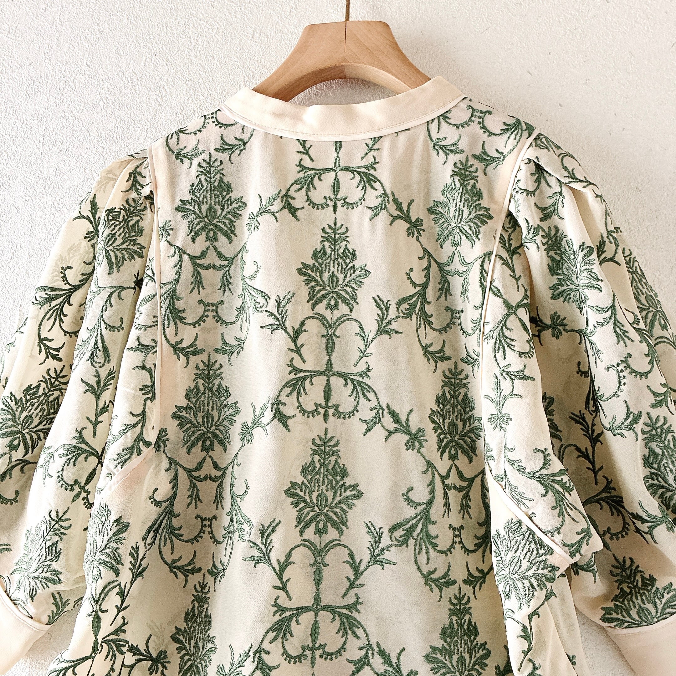 Lily Brown - lilybrown オリエンタル刺繍チャイナトップス リリーブラウン Lily Brown オリエンタル刺繍チャイナトップス 半袖 花
