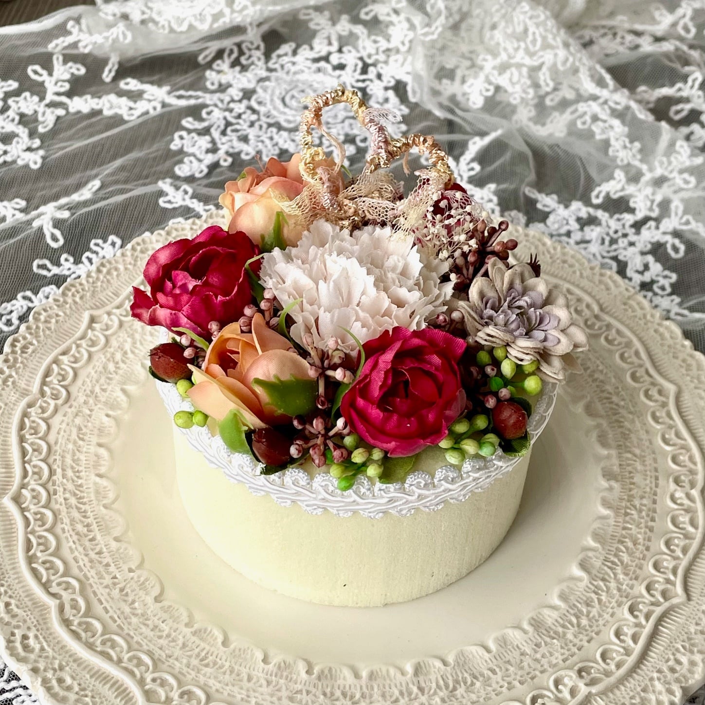 フラワーケーキ 誕生日 アーティフィシャルフラワー 023b651d46f0946926b1bdc6fa3f83