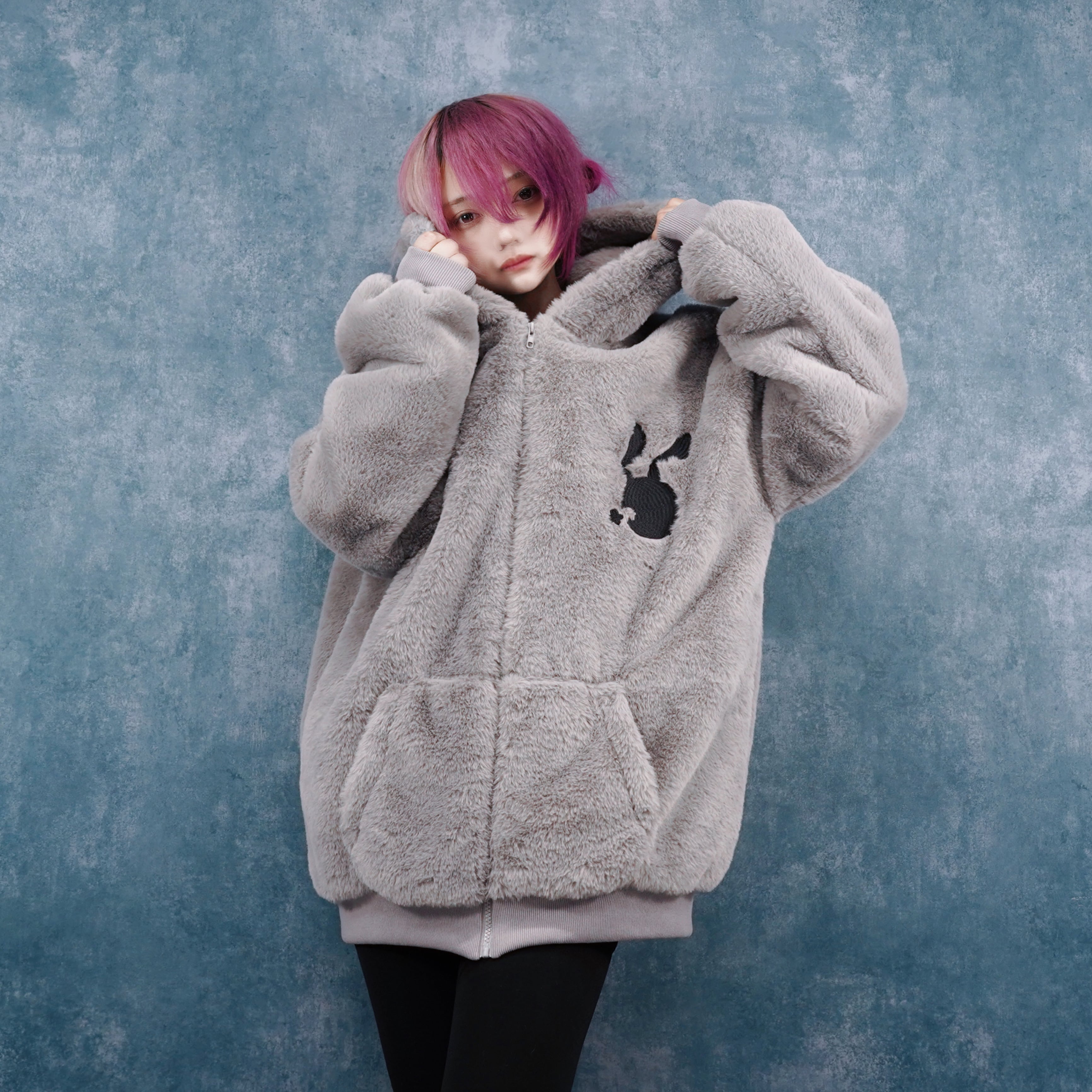 ふわふわグレーZIP OUTER【刺繍デザイン】 | NIER CLOTHING
