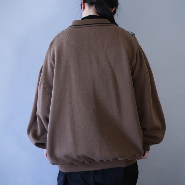 knit switching design XX over silhouette sweat pullover