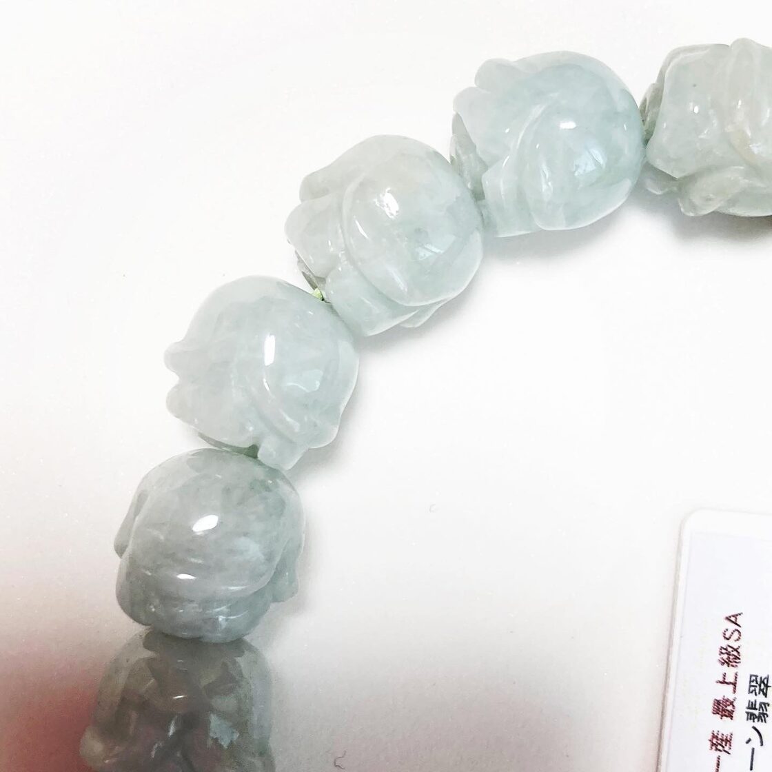 ☆最上級SA☆『お花デザイングリーン翡翠』（手彫り華）入手困難別格品 
