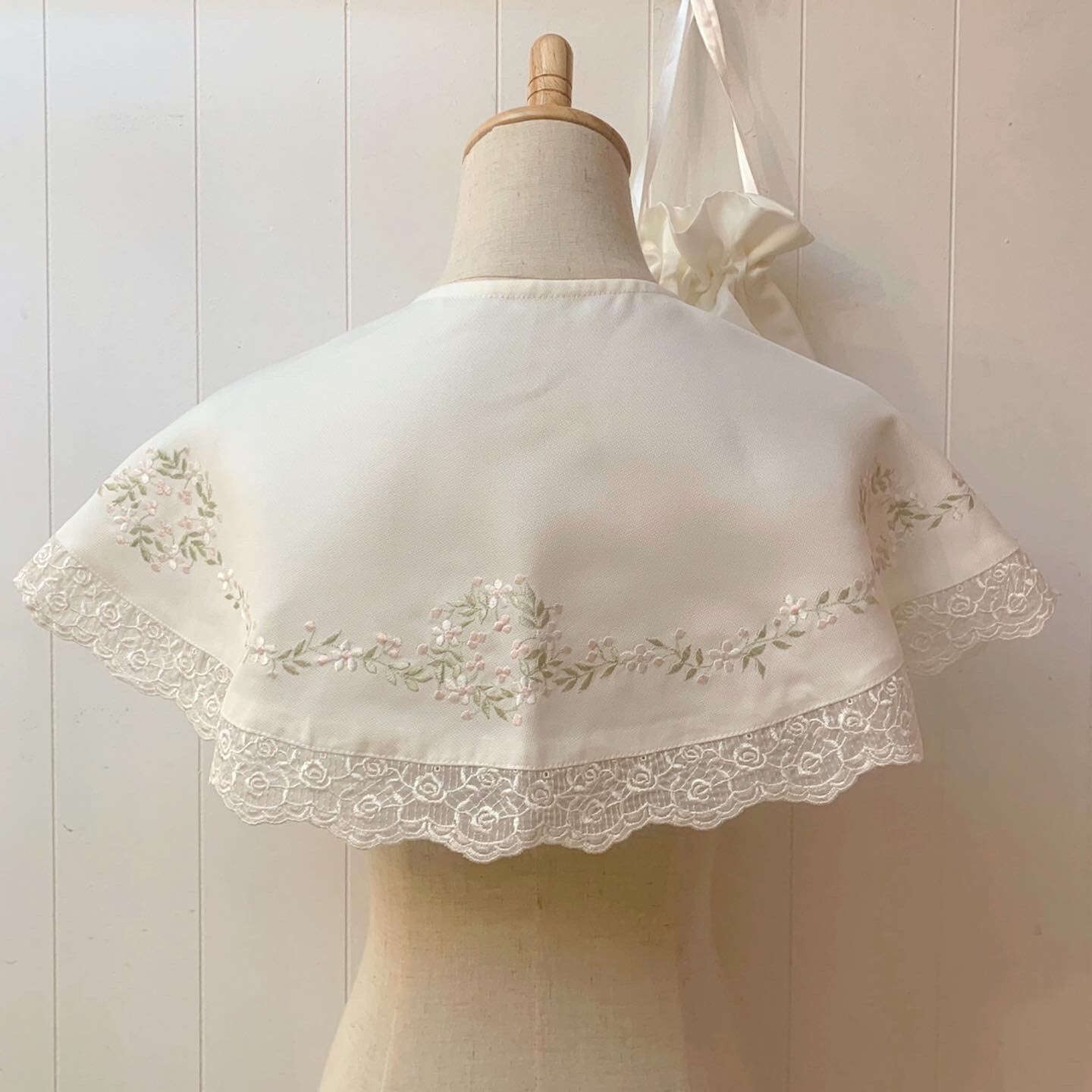 white flower lace big collar