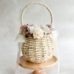 Ivory basket rose gold ringpillow