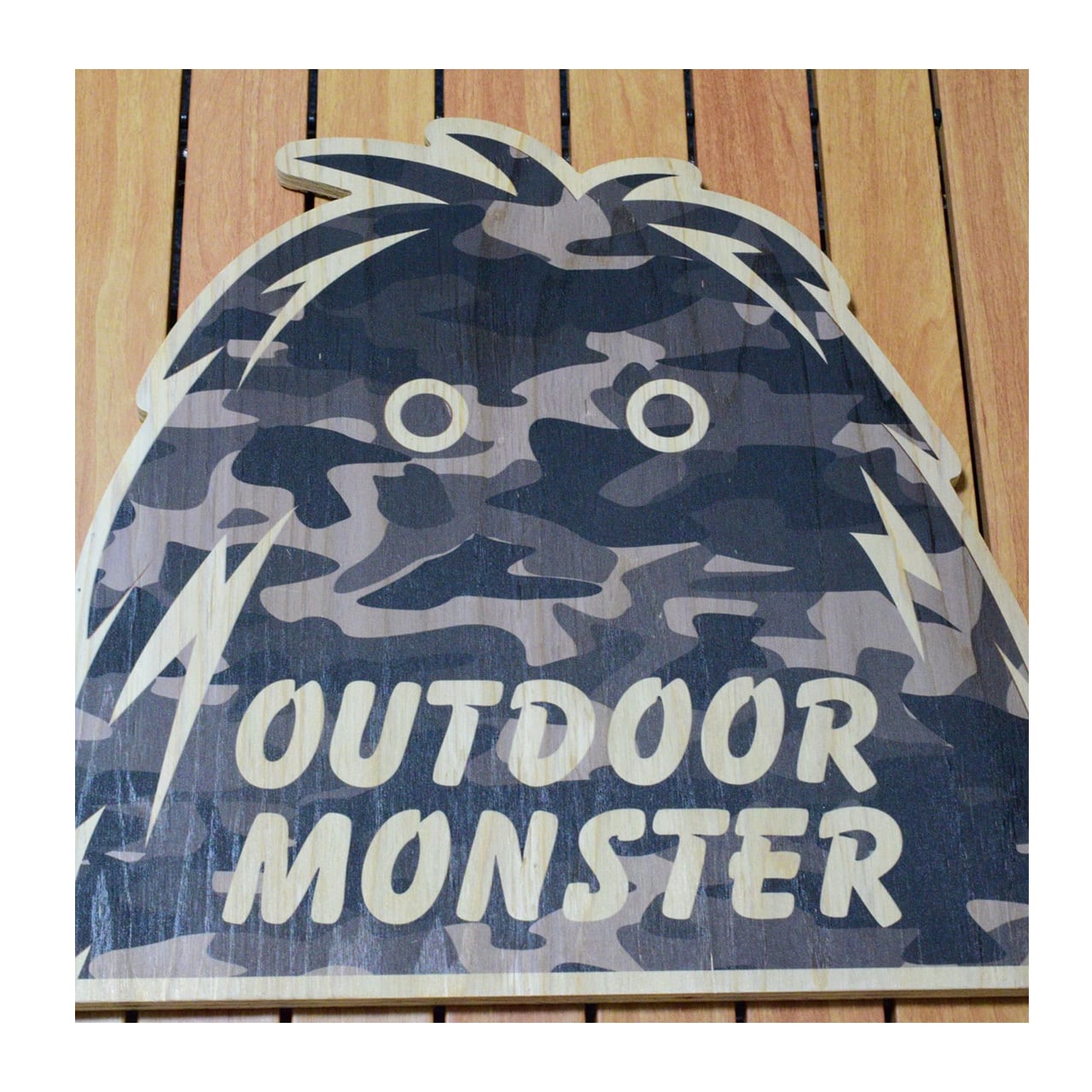 アウトドアモンスター　フリーボード　虎柄　OUTDOORMONSTER