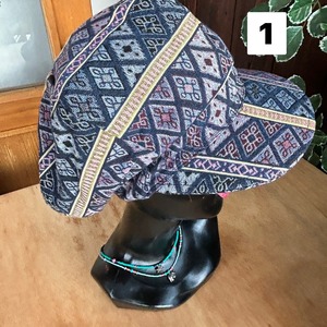 エスニック柄キャスケットB