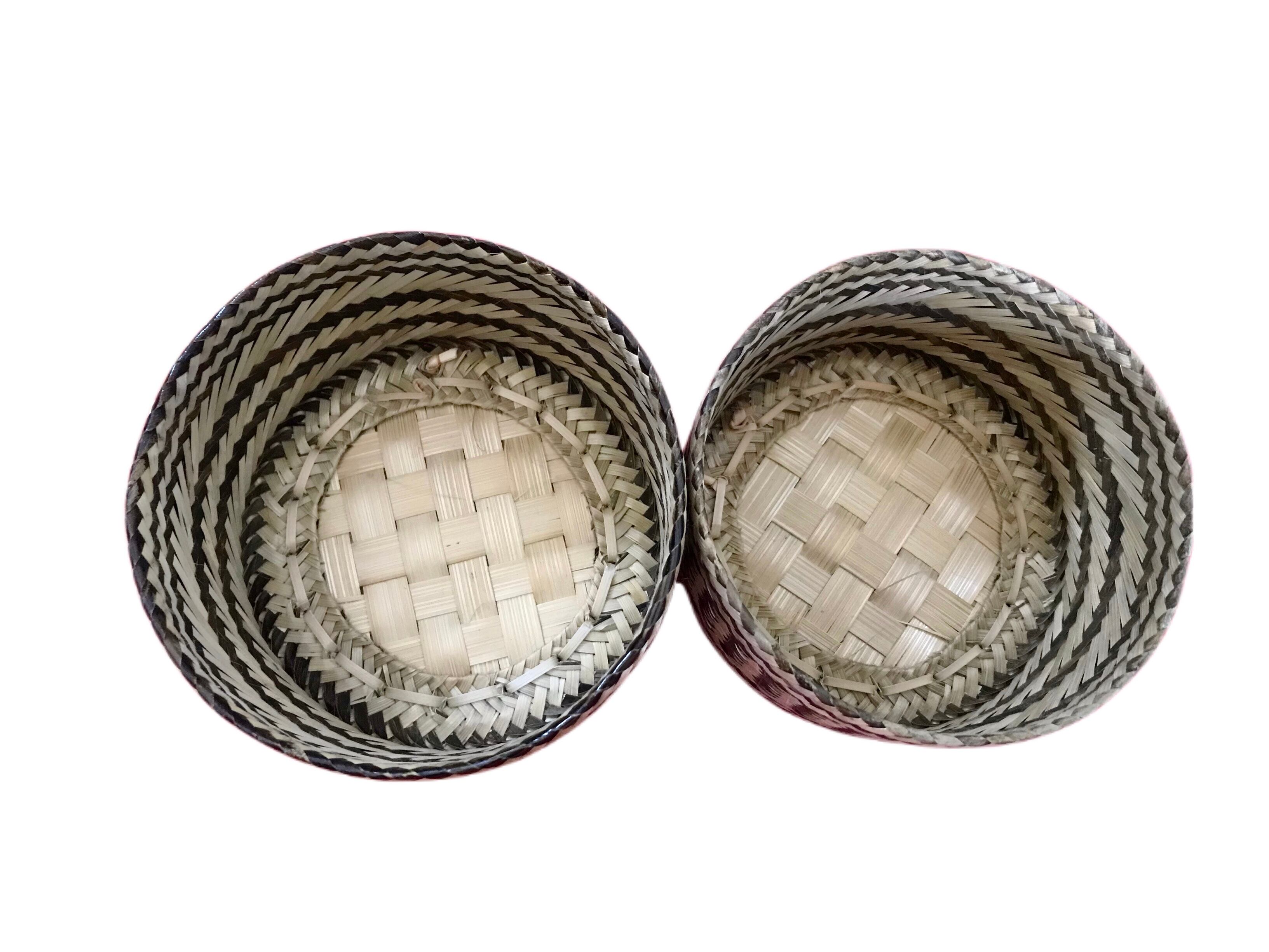 ティップカオ・おひつ・もち米入れ・丸型・蝶々柄・竹細工（ラオ族