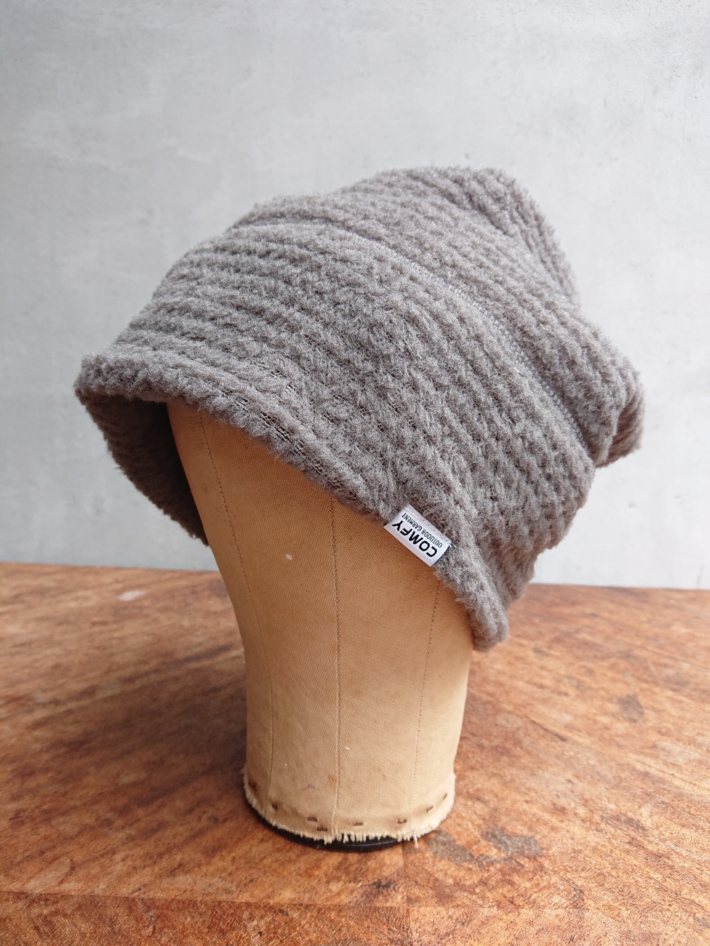 COMFY CMF OUTDOOR GARMENT 