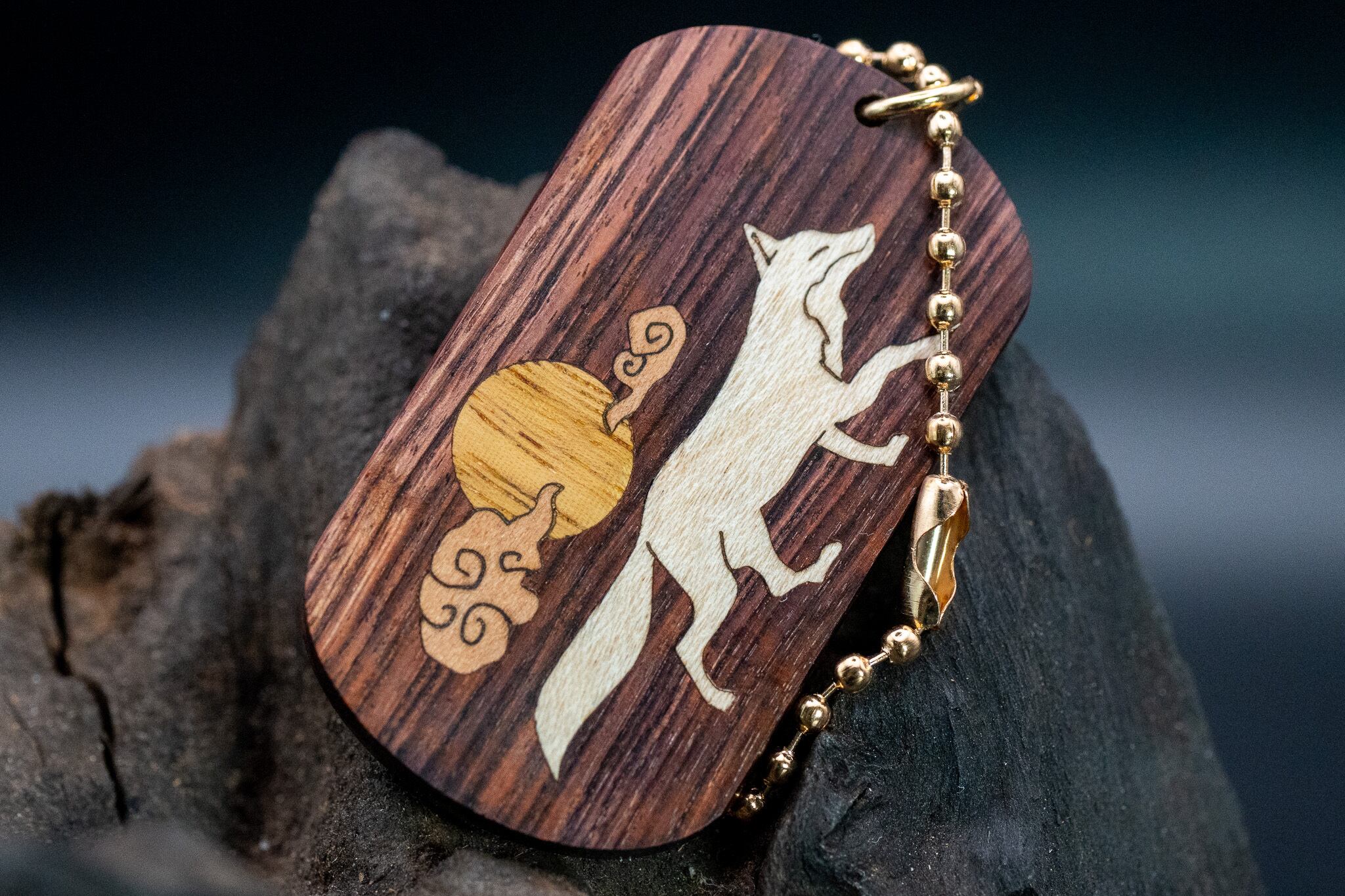 【王室御用達 】キングウッド ドッグタグ 象嵌 十五夜きつね