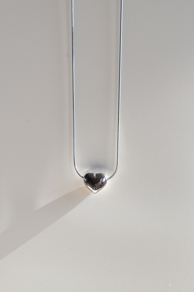 『一粒の愛』 heart necklace