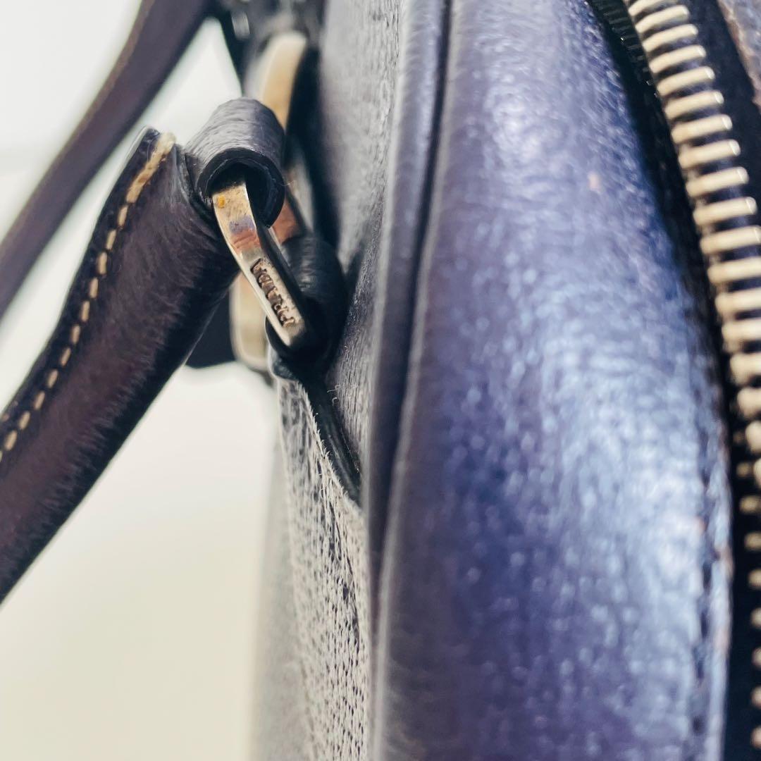 PRADA プラダネイビー レザー ショルダーバッグ | PAY ID