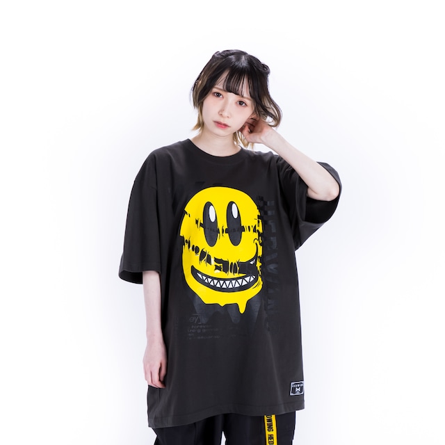 Slimy Smiley Big Silhouette T-Shirt / Sumi