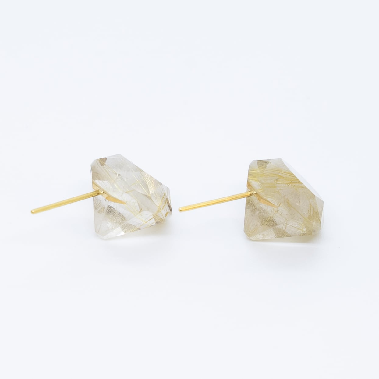 etsuko sonobe ルチルクォーツピアス(シングル)K18YG Etsuko Sonobe｜ピアス｜ルチルクォーツ | jewelboxofs