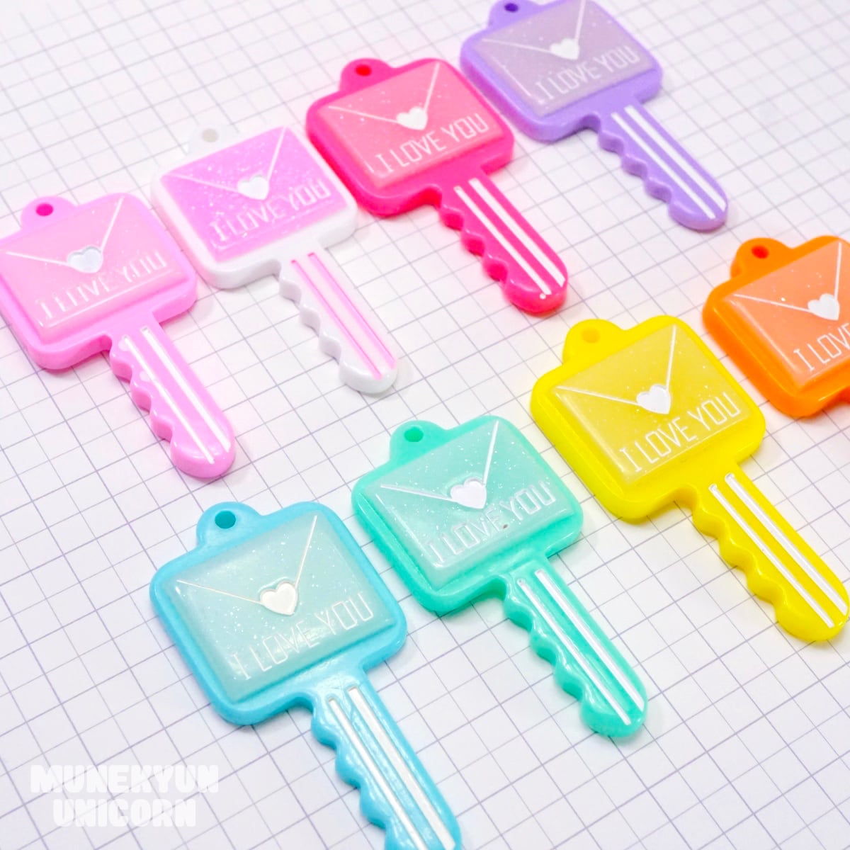D565【1個/1pc】ミルキーカラー ラブレター 鍵 チャーム / Milky Color