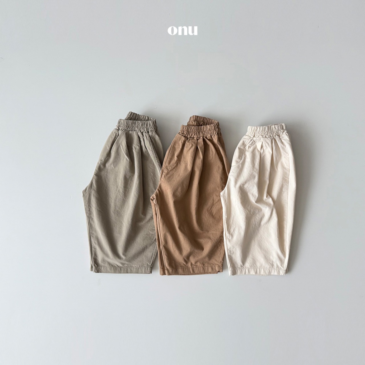 ONU 26/SS Twill Pleated Pants