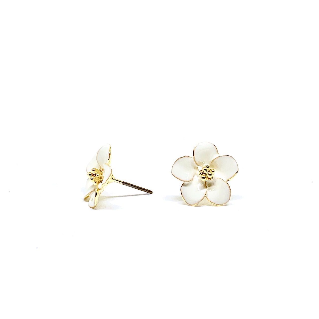 ホワイトフラワー　ピアスS / White Flower Earrings S