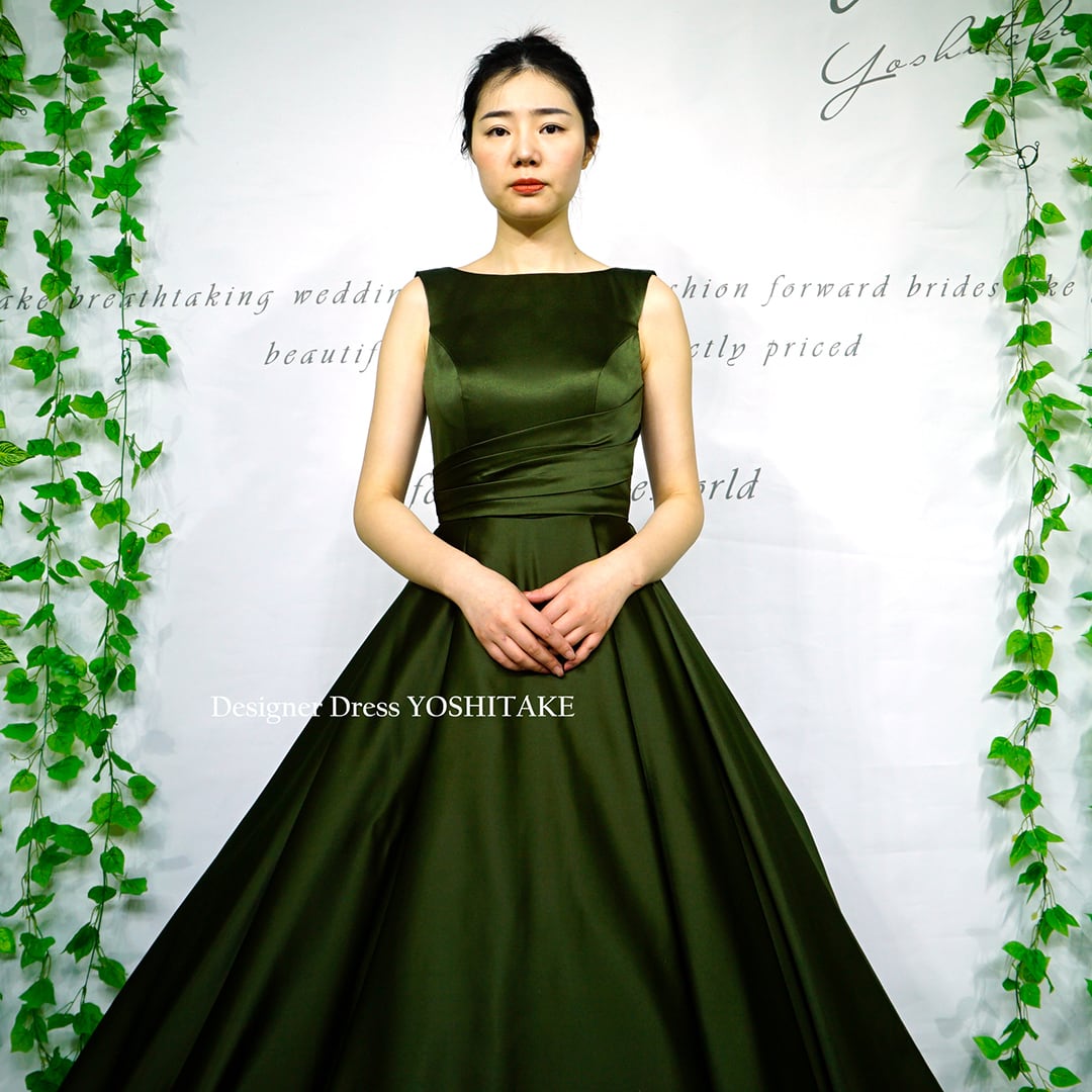 オーダー制作】ウエディングドレス(無料パニエ) ダークグリーン