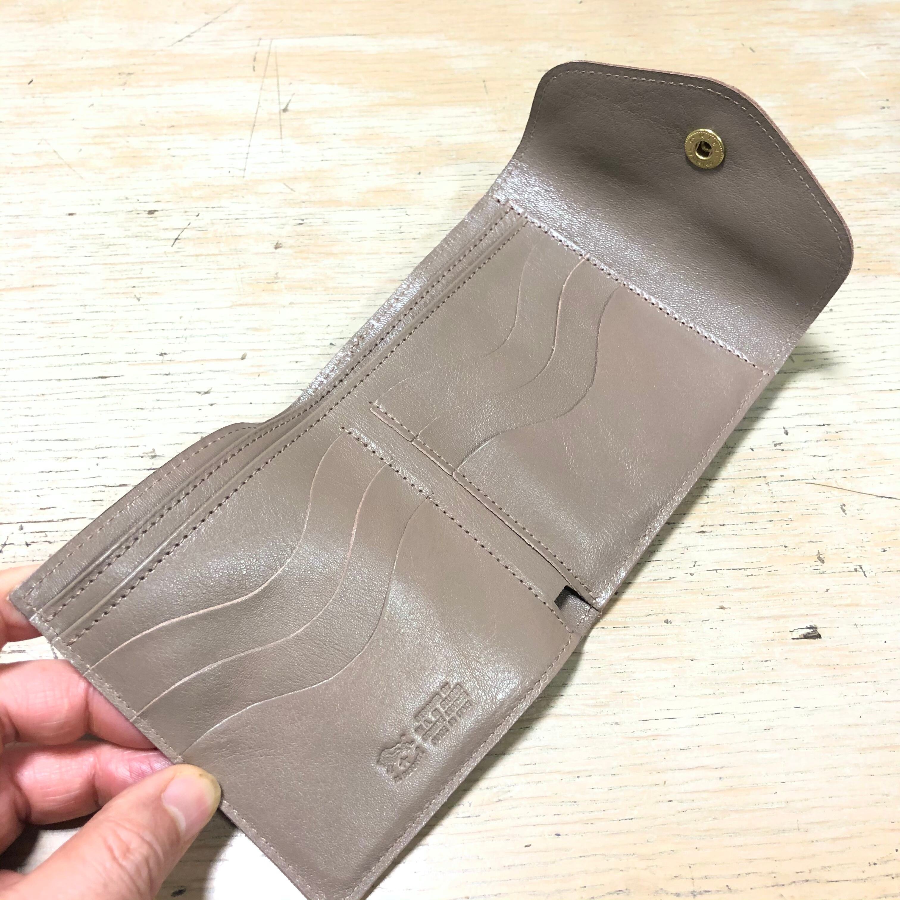 IL BISONTE イルビゾンテ 2つ折りガマ口財布 【411277】(COL グレー