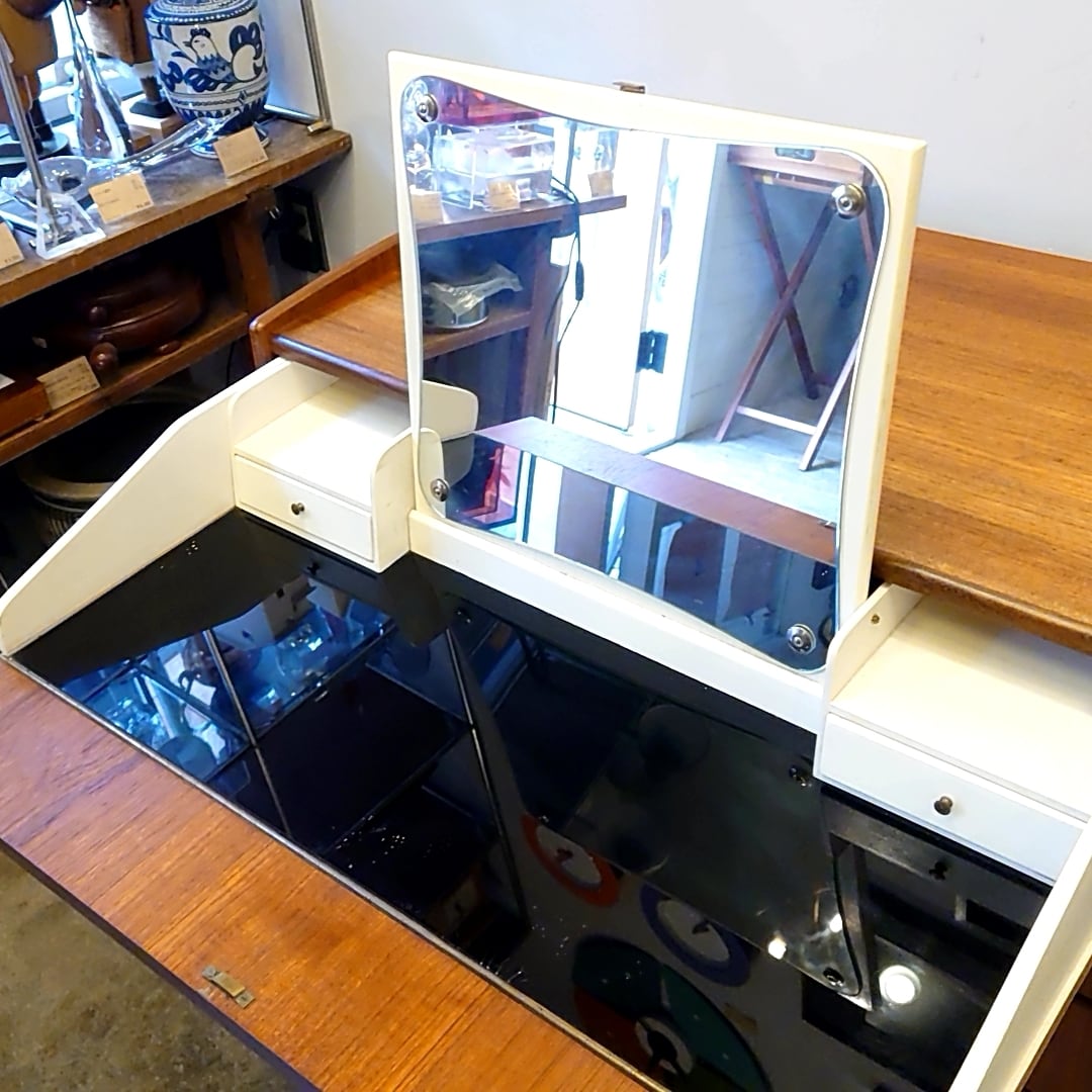 Denmark vintage dressing chest 北欧デンマーク ヴィンテージ