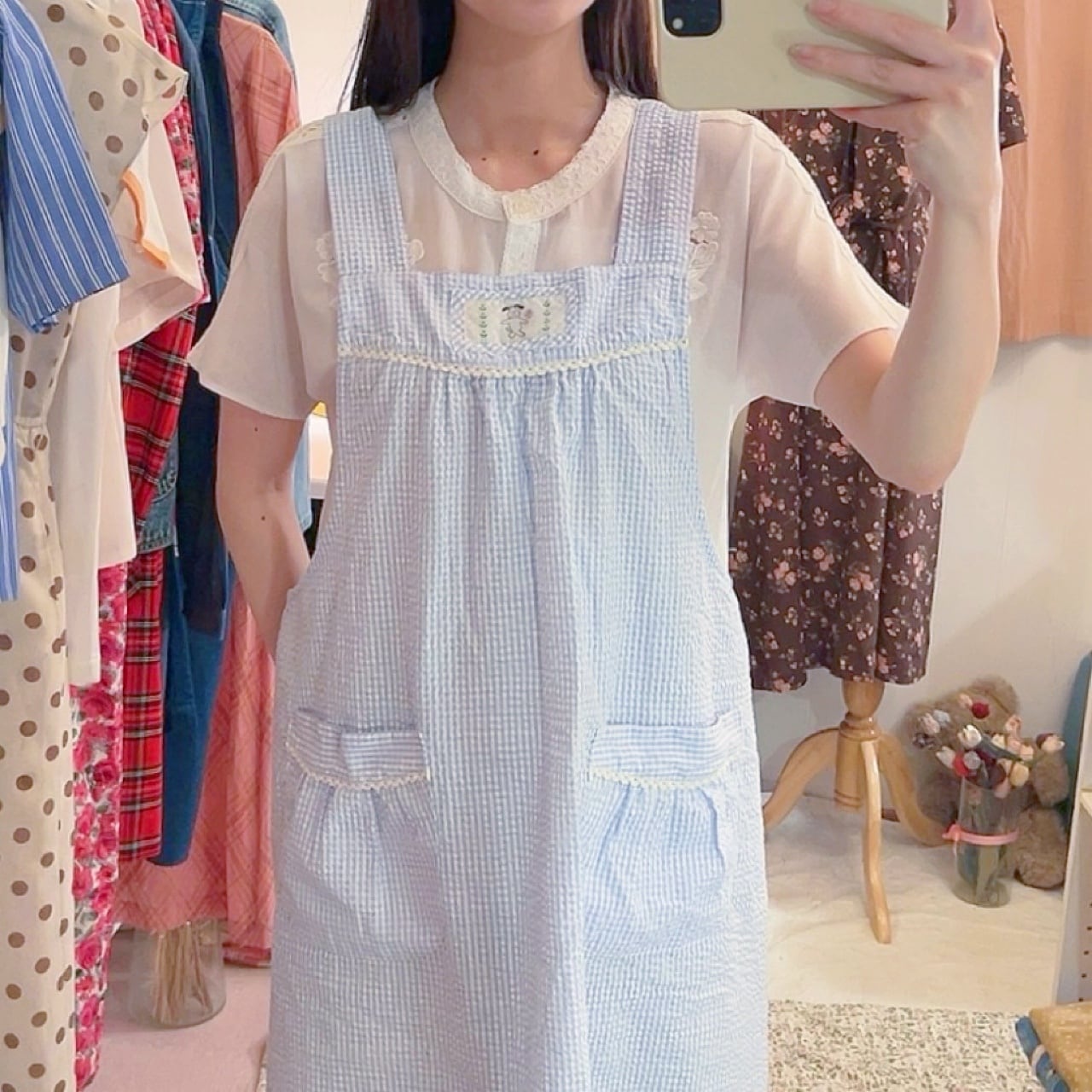 dog wappen gingham seersucker apron
