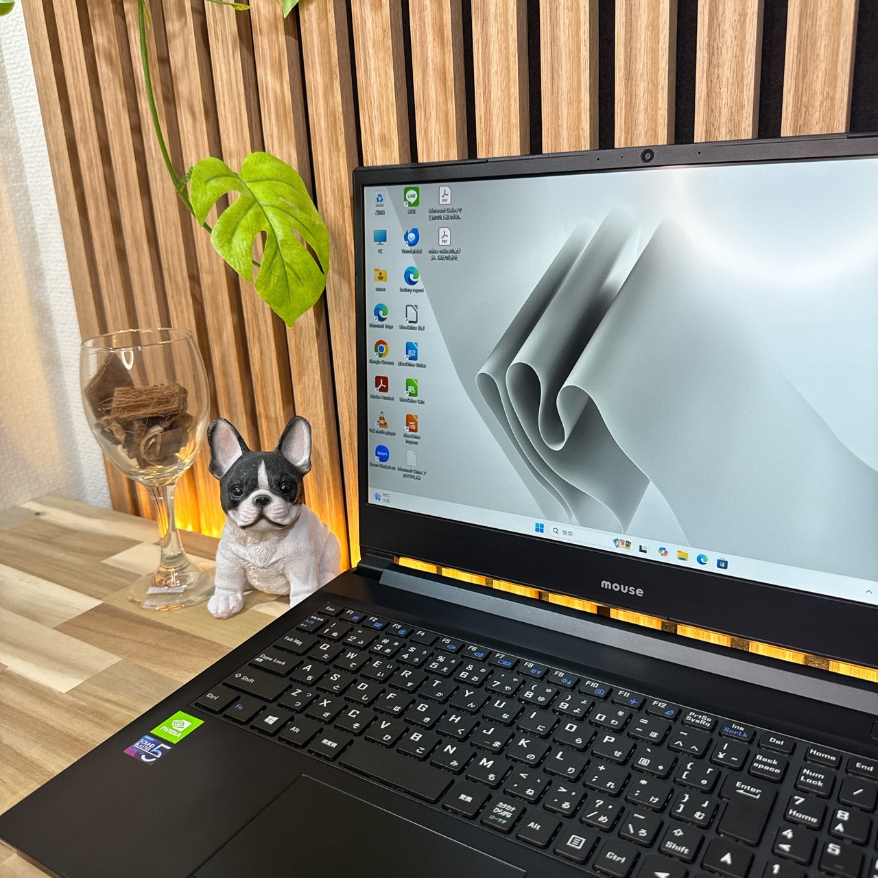 \ 公式ショップ限定価格❣️/ ゲーミング《NVIDIAグラボ搭載》Mouse 最高峰i7 第9世代 SSD256GB+HDD1TB メモリ8GB ノートパソコン 安心サポート&3ヶ月保証付き