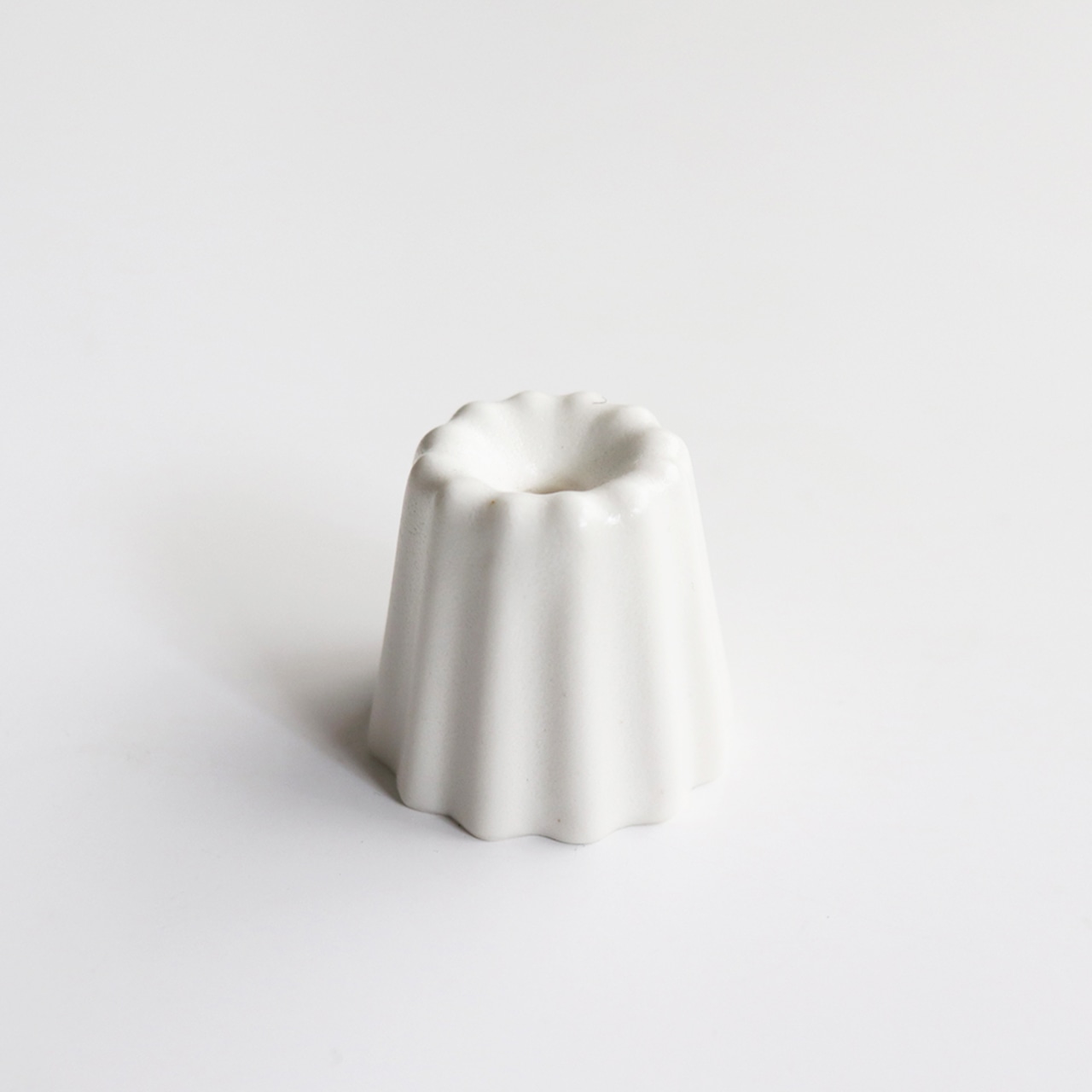 Kanure Candle holder - Matte White / OVO Things**