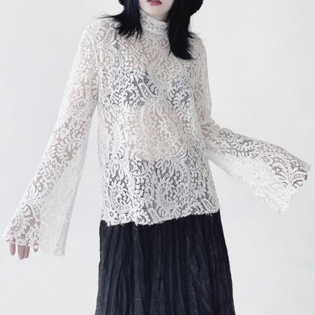 Flock high neck bell sleeve blouse C0849