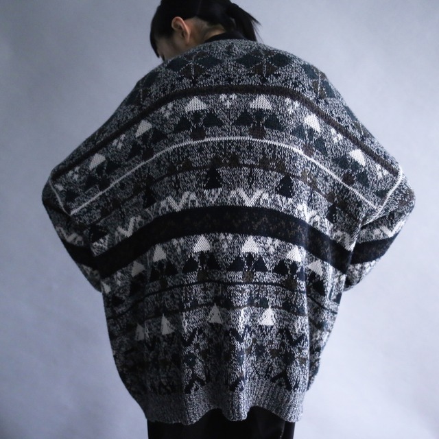 XXX super over silhouette geometry full pattern 5b cardigan