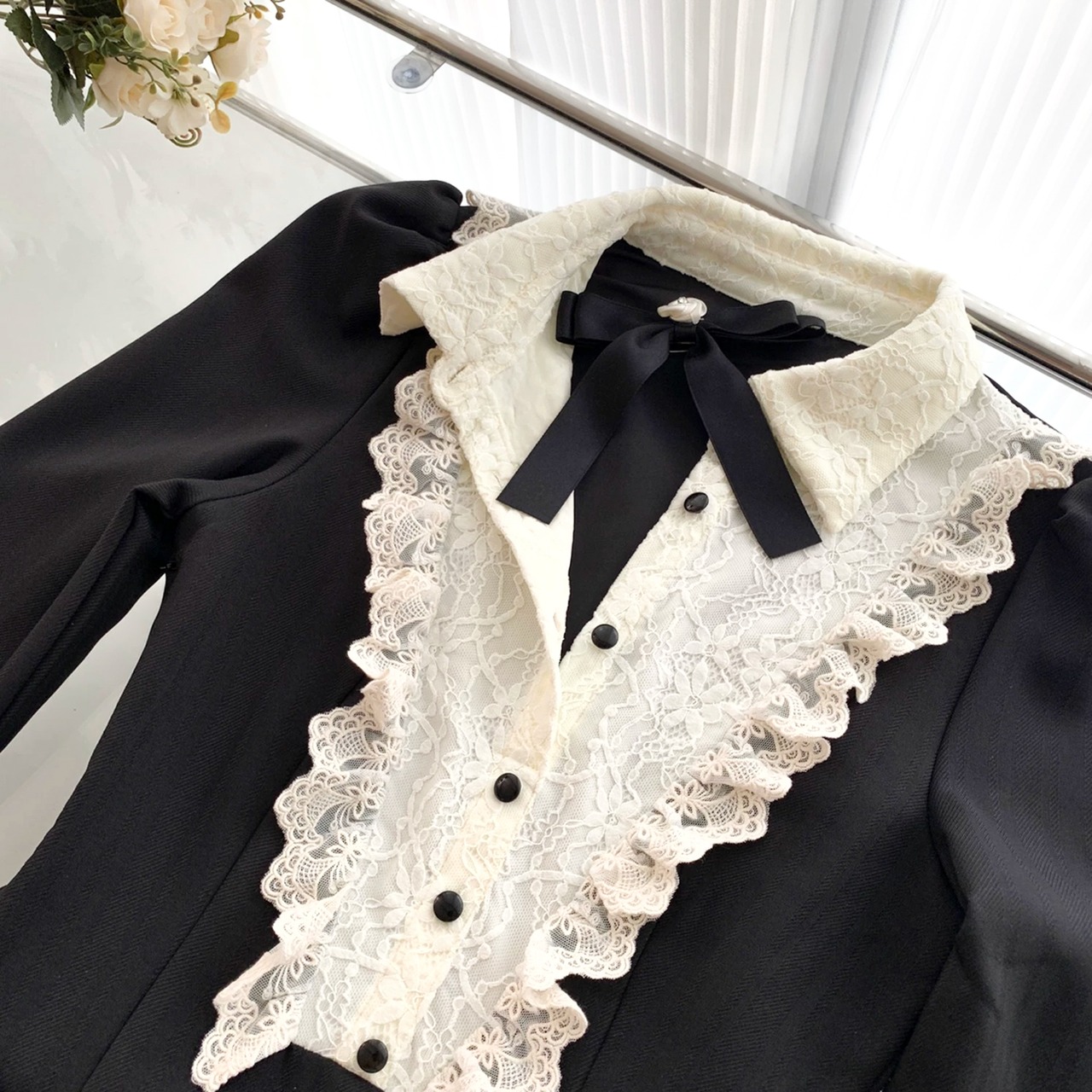 classical lace ribbon dress LK1900