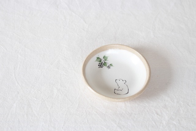 【工房kuromiya】白化粧色絵豆皿　クマ