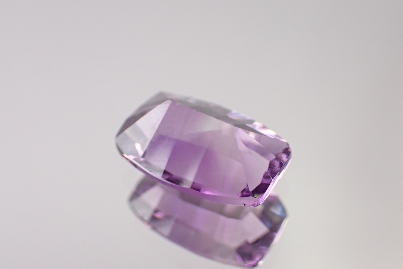 アメジスト(コンケーブカット)　4.43ct　[C11-648]