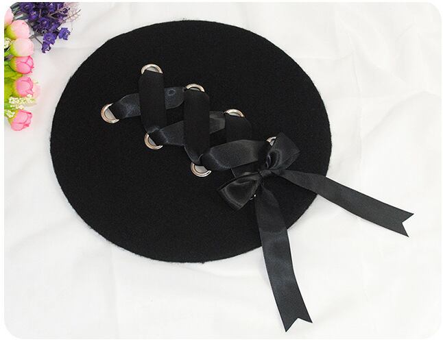 編み込み レースアップ ベレー帽　黒　ブラック