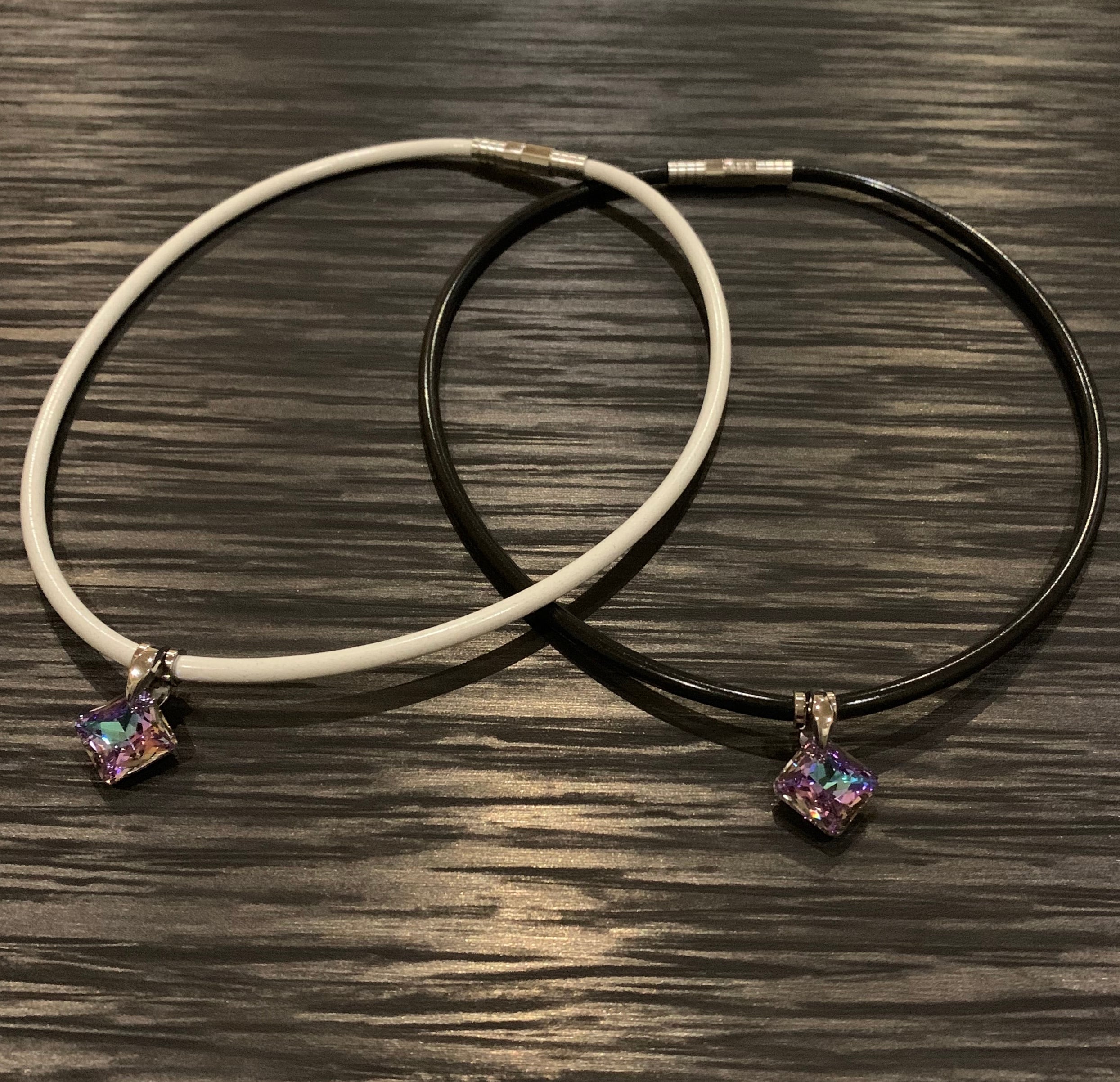 なんと4倍！！つけるだけで売り上げが上がる！商売繁盛ペンダント4 ≪公式≫4℃(ヨンドシー)