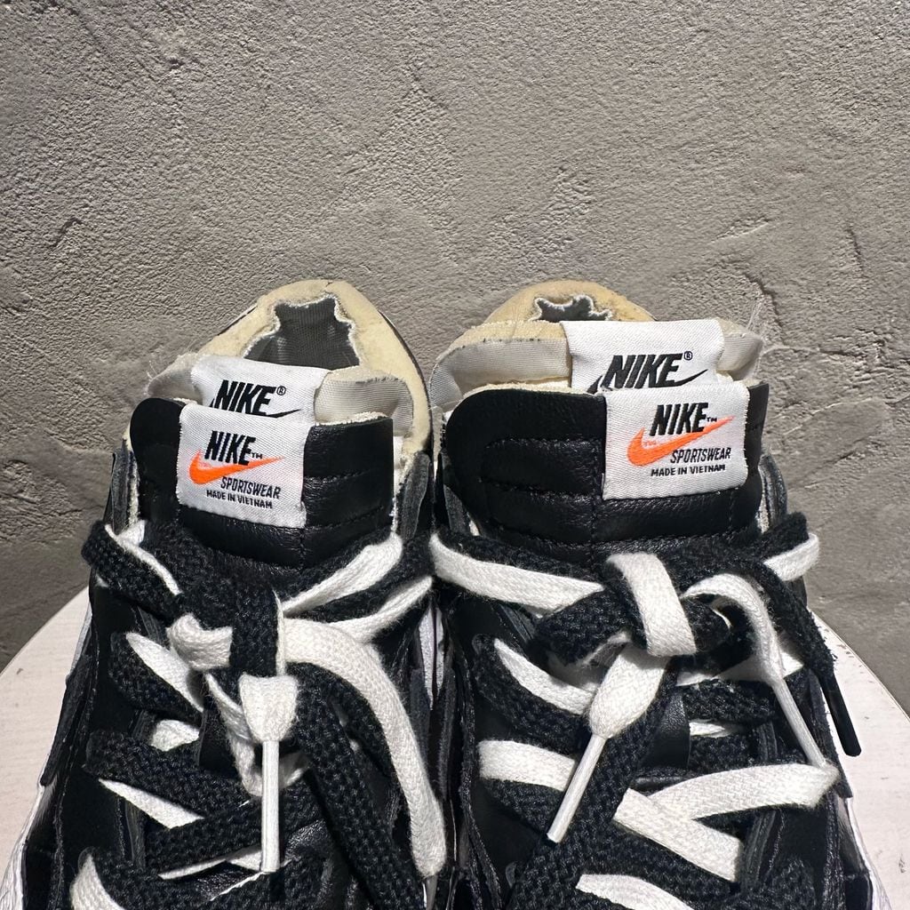 ナイキ sacai 黑色 Nike x Sacai Blazer Mid Black Grey sneakers