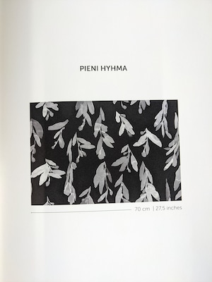 【marimekko】25151 PIENI HYHMA ホワイト