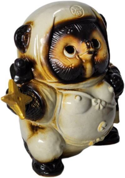 忍者狸くの一 白 5号 （手裏剣） （忍者たぬき・忍者狸・置物・たぬき